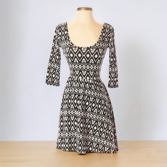 Forever 21 Tribal Print Open Back Dress | SIZE S - Picture 2 of 5